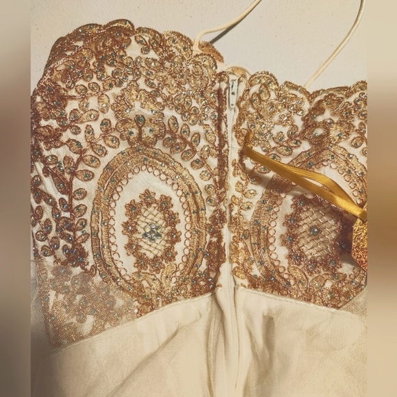 TLC Say Yes To The Prom Dress - Picture 7 of 12